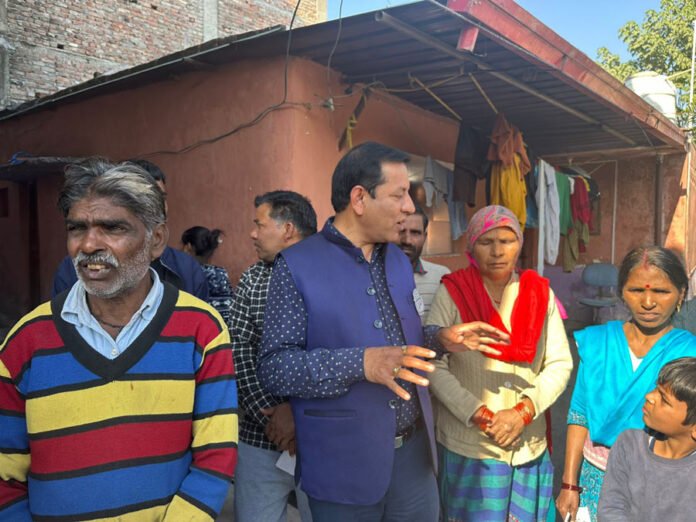 temporary-ordinance-has-been-brought-for-political-gain-naveen-joshi